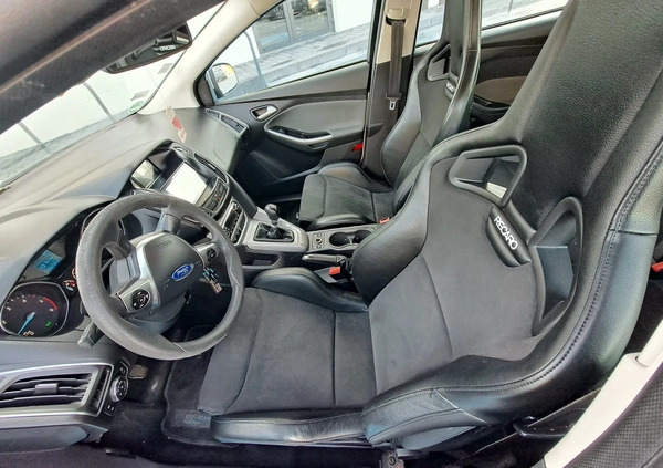 Ford Focus cena 32595 przebieg: 250180, rok produkcji 2013 z Kruszwica małe 79